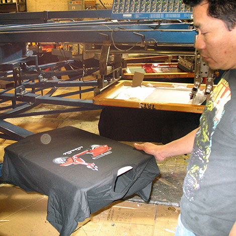 Look at that nice design we printed for Scooterworks on press.